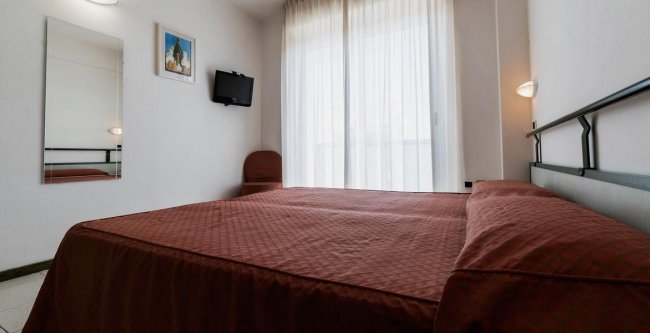 APPARTAMENTO BILOCALE STANDARD VISTA MARE LATERALE