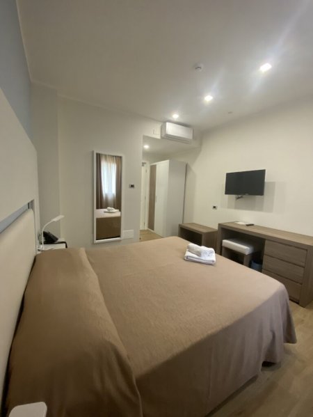 CAMERE HOTEL